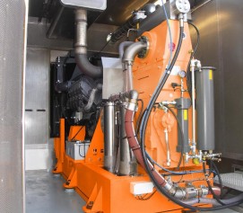 واترجت دیزلی تعبیه شده در کانتینر (سایلنسردار) 2000 بار فشارقوی جهت شستشو و رسوب زدایی صنعتی مدل CD-550 ساخت دن جت دانمارک